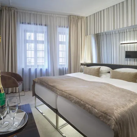 Clementin 4* براغ