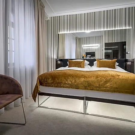 Hotel Clementin 4*