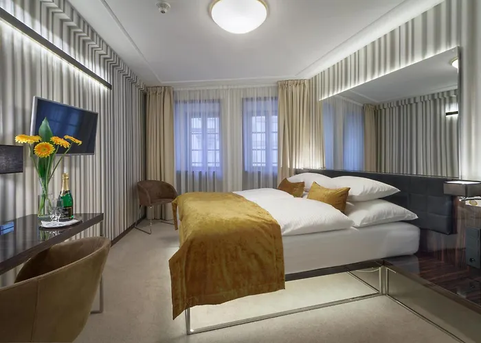 Hotell Clementin 4*