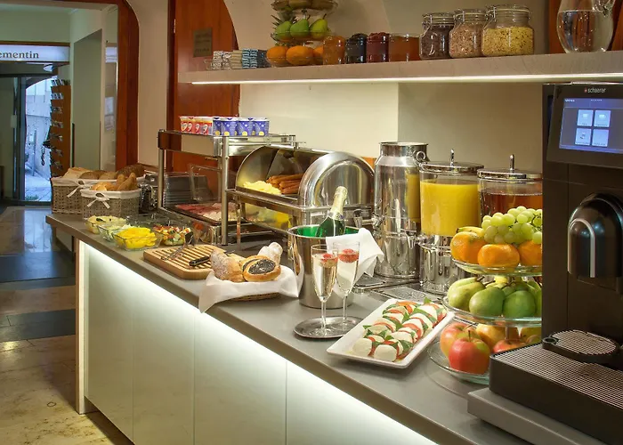Clementin Hotell 4*